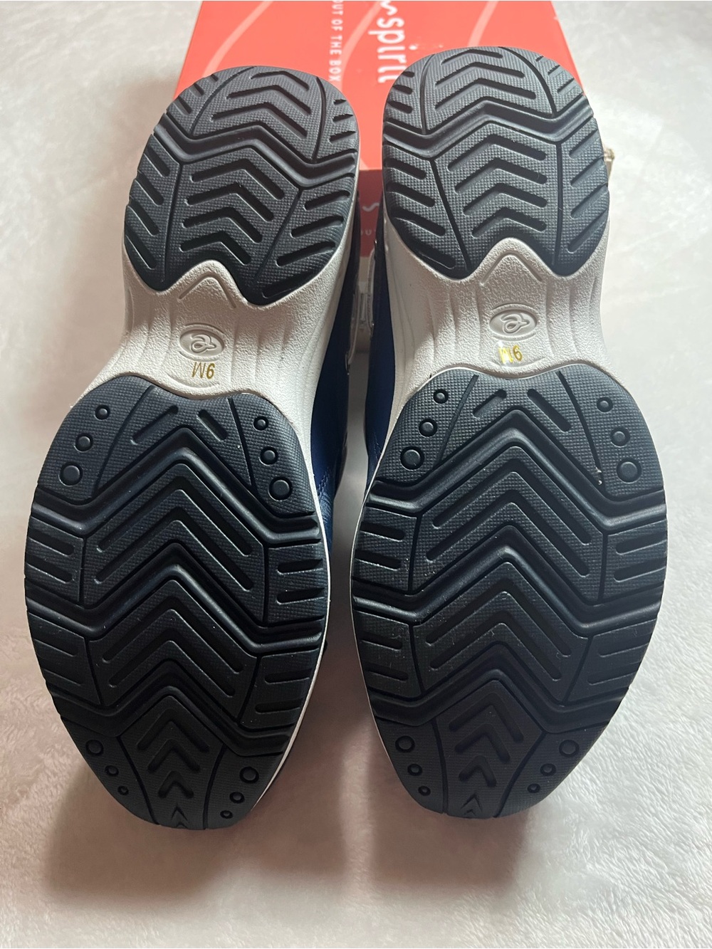 Easy Spirit Navy Patterned Slip-On Clogs - Picture 5 of 6